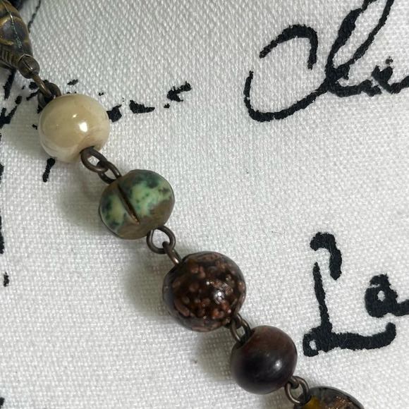 Necklace Amber Orange Circle Pendant Bead Gold Tone Necklace - Picture 4 of 7